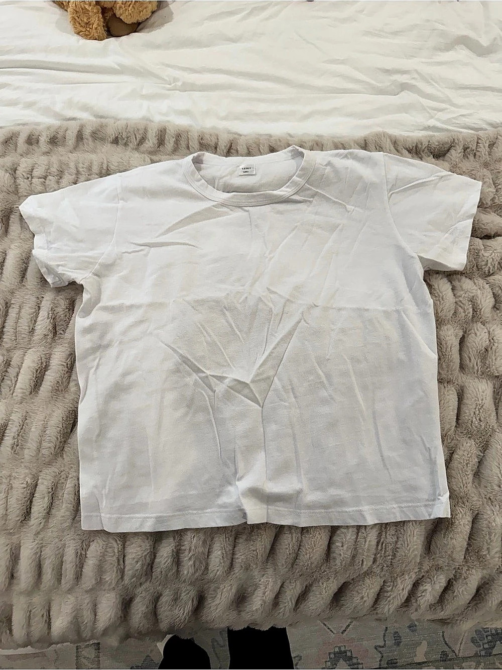 LESET The Margo Tee Short Sleeve Tee in White Like New, Size L